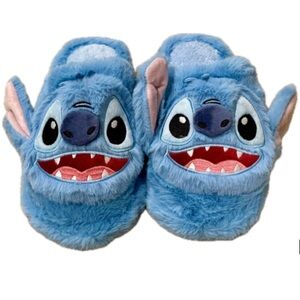 🩵FREE SHIPPING - Blue Stitch Fuzzy Slippers🩵